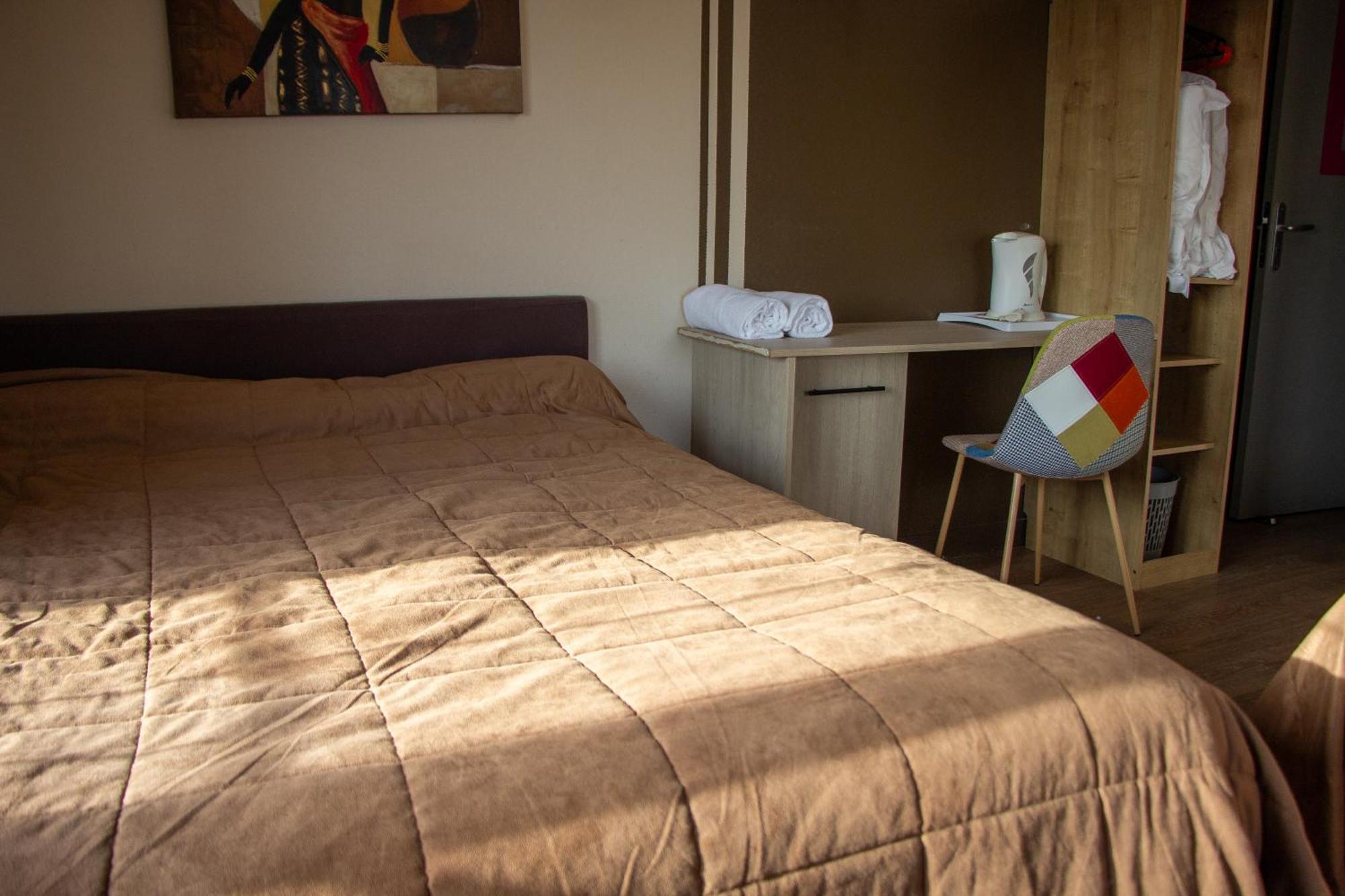 Le Petit Pecheur Hotel Saint-Florent-le-Vieil ภายนอก รูปภาพ